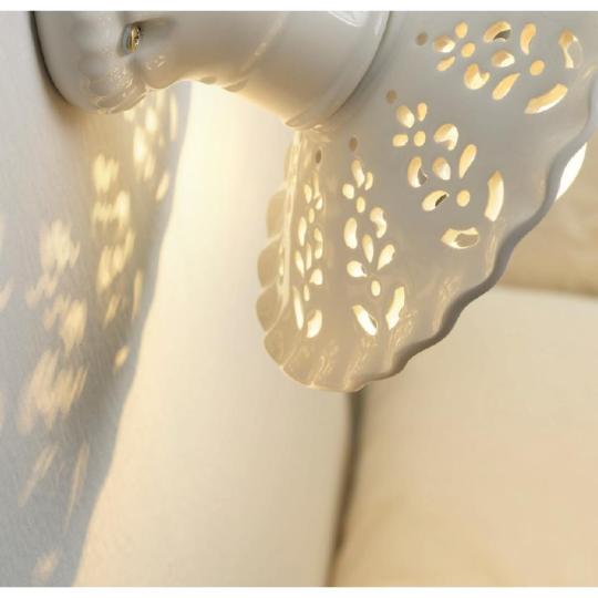 country mediterran elensulyos fuggesztek lampa  provence videki paraszthaz provence  lampaburas fuggesztek lampa vintage country ebedlo konyha vilagitas videki provence porcelan lyuakcsos csipkes.jpg